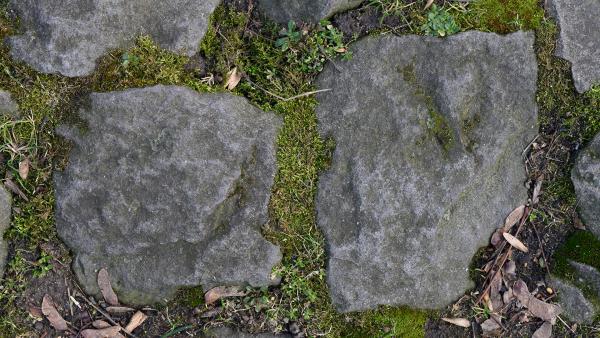 Flat stone detail