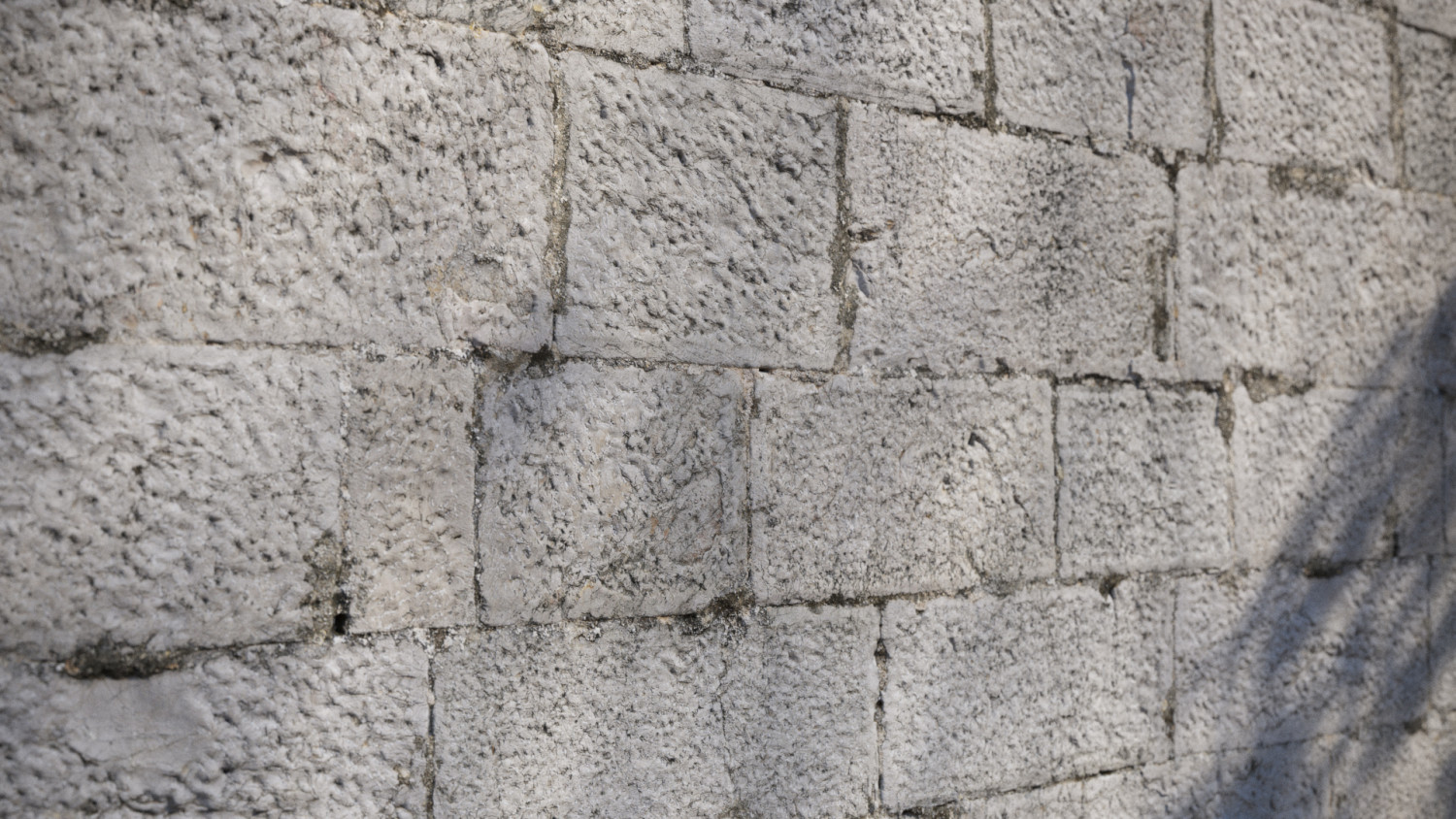 White stone aged wall texture